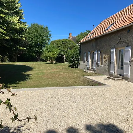 Spacious Near Omaha *