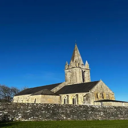 Charming 3km From Omaha Holiday home Asnieres-en-Bessin