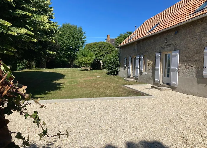 Spacious Near Omaha *