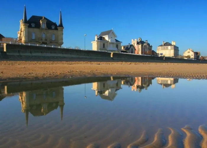 Spacious Near Omaha *